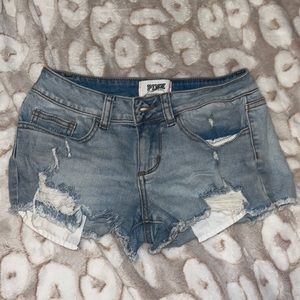 PINK jean shorts! Size: 2😘